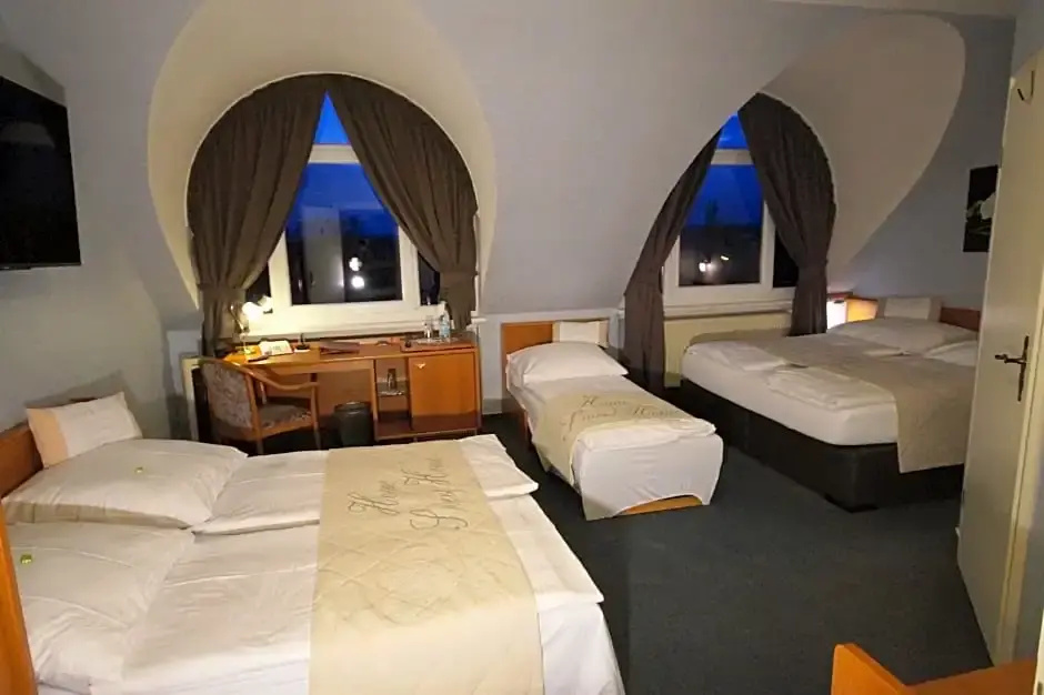 Standard Family room