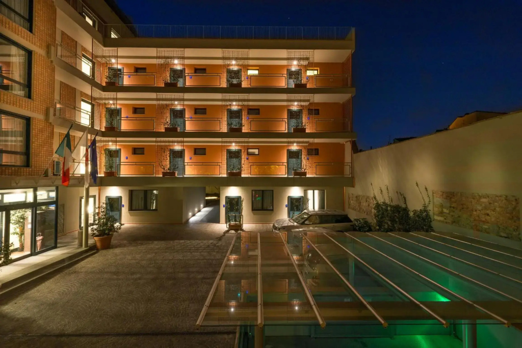 Hotel photo 26