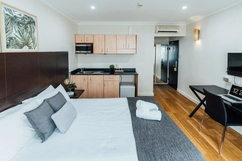 Standard Double room (full double bed)
