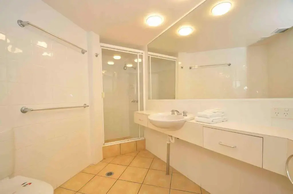 2 Bedrooms Apartment with view