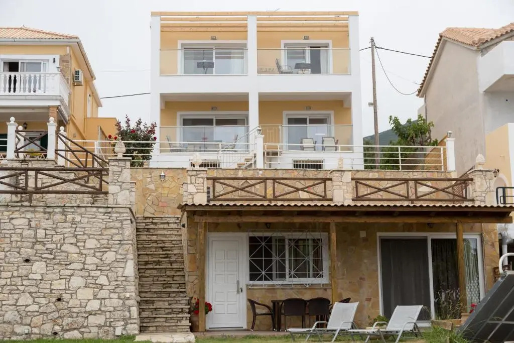 Laura Beach House - Chambres