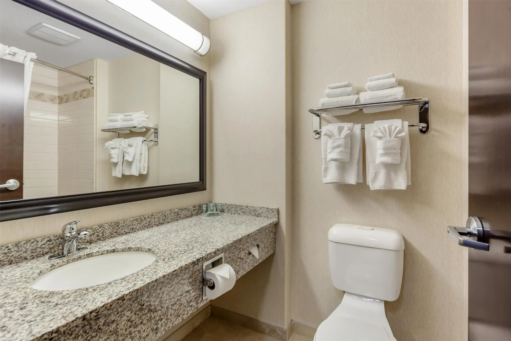 2 Bedrooms Quadruple Suite
