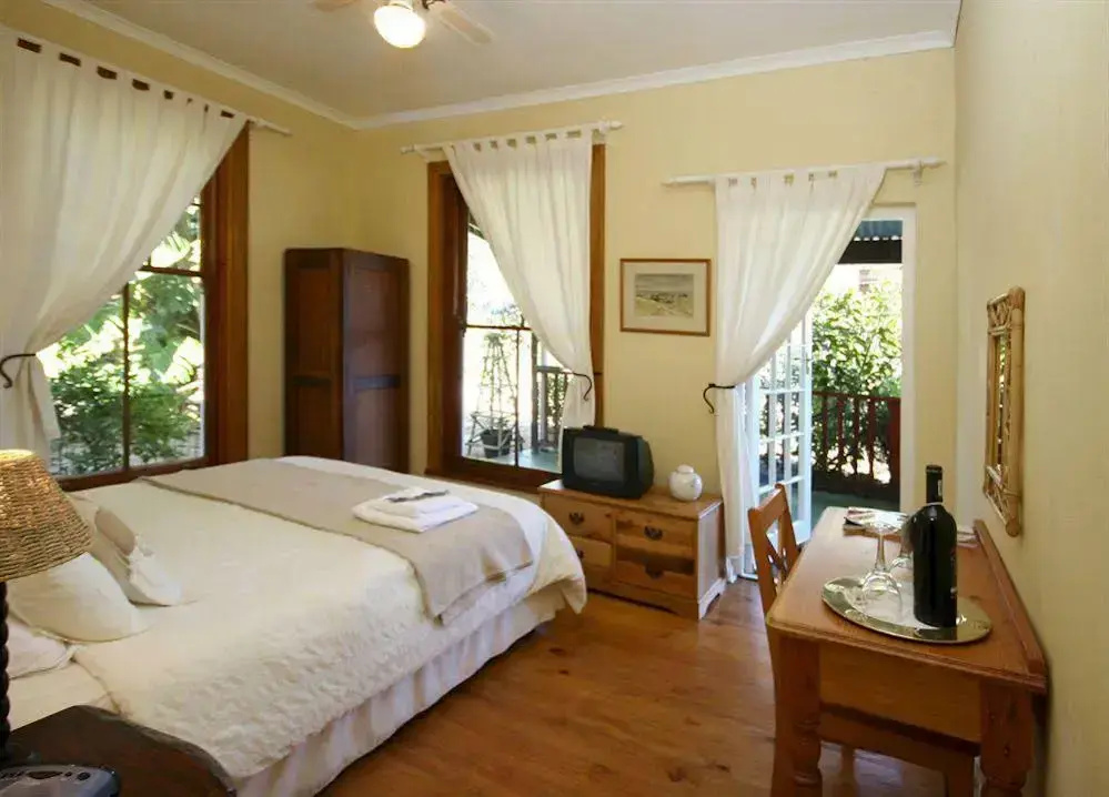 Rose Manor