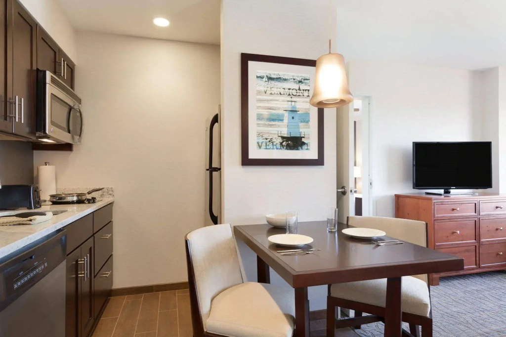 Homewood Suites by Hilton Burlington - Général
