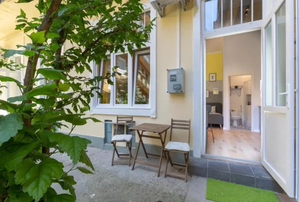 A27- Boutique Apartments, Best Location by Bqa