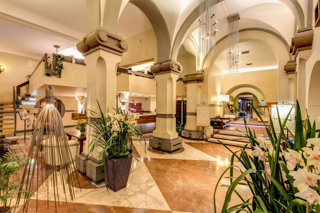 Hotel photo 12