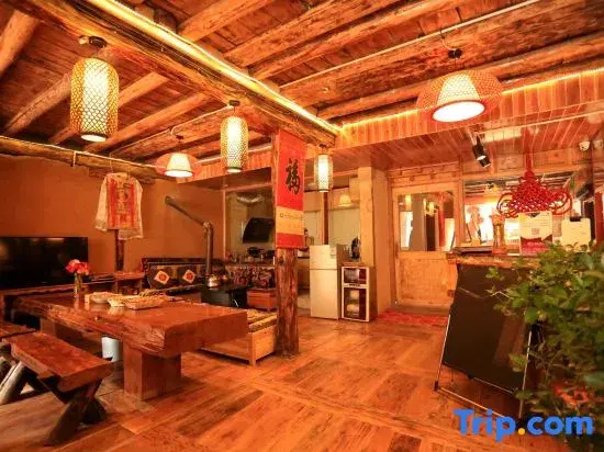 Food & Beverage