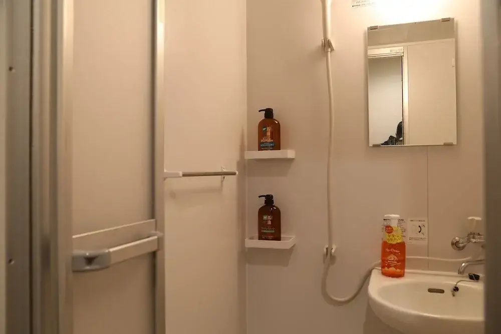 Comfort room