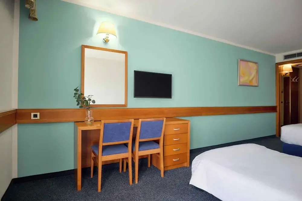 Economy Double room (full double bed)