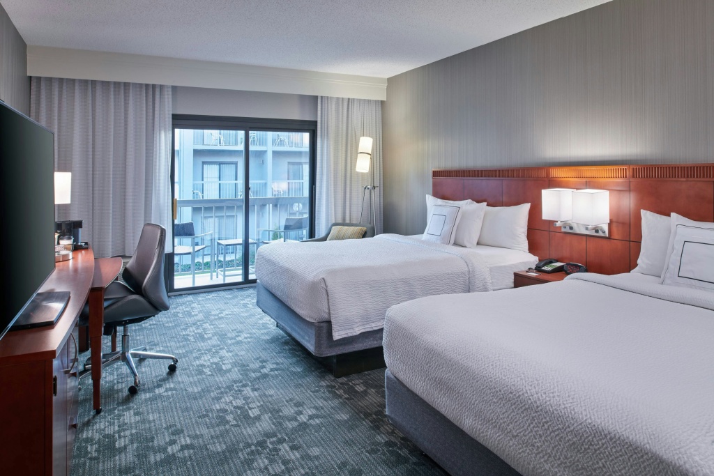 Courtyard by Marriott Indianapolis Castleton — 5