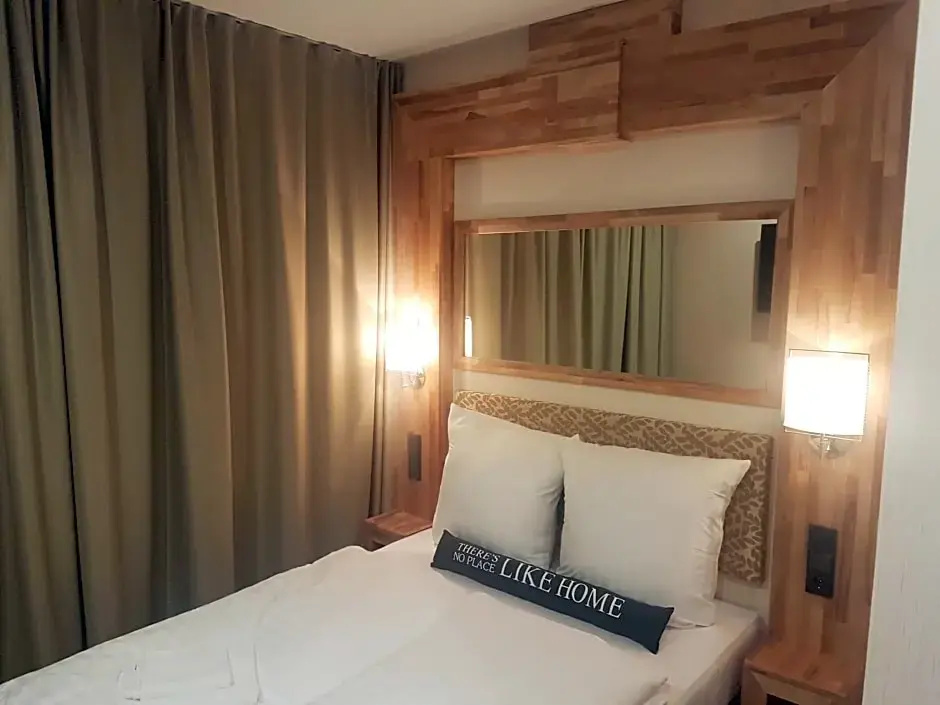 Elbgalerie Hotel - Chambres