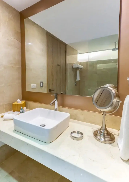 Collection Double room (full double bed)