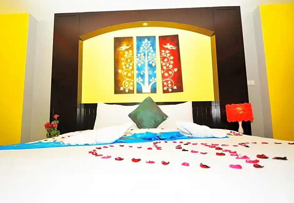 Deluxe Double room with balcony (full double bed)