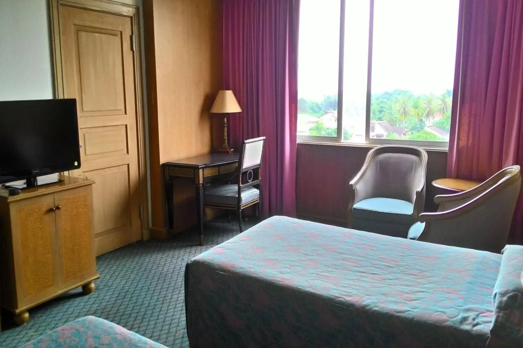 Siam Thani Hotel - фото 8