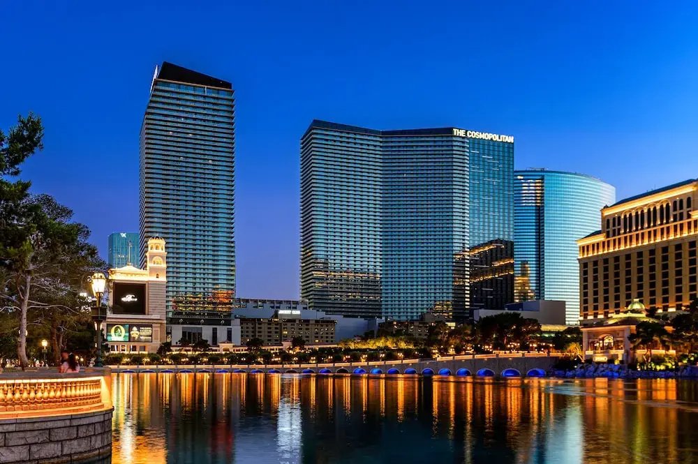 Stay Together Suites At The Cosmopolitan Jockey Club