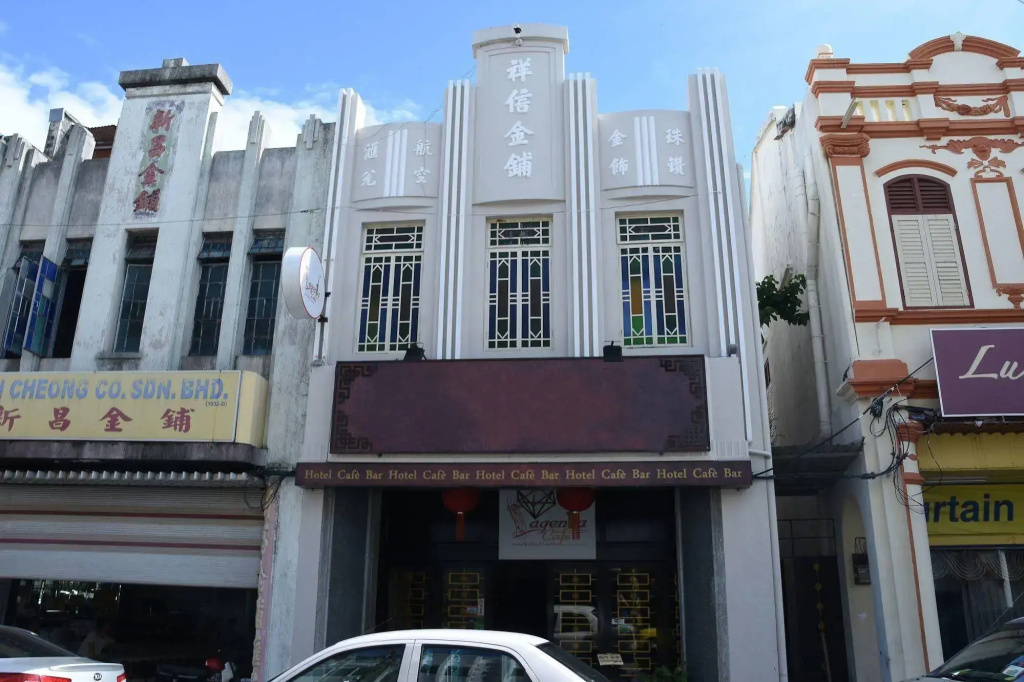 ZEN Rooms Lebuh Campbell