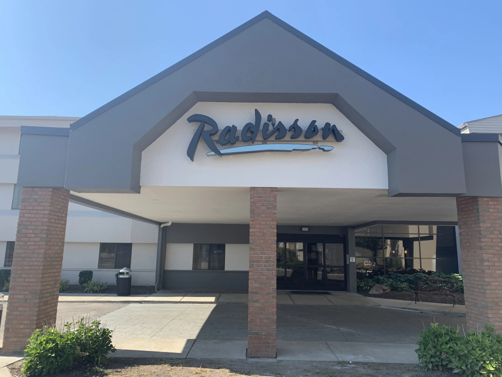 Radisson Hotel Detroit-Farmington Hills