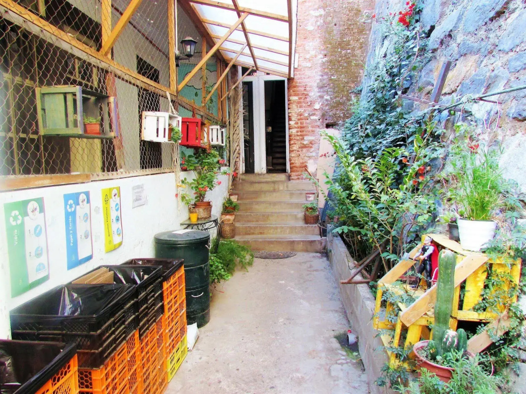 Casa Volante Hostal - Hostel