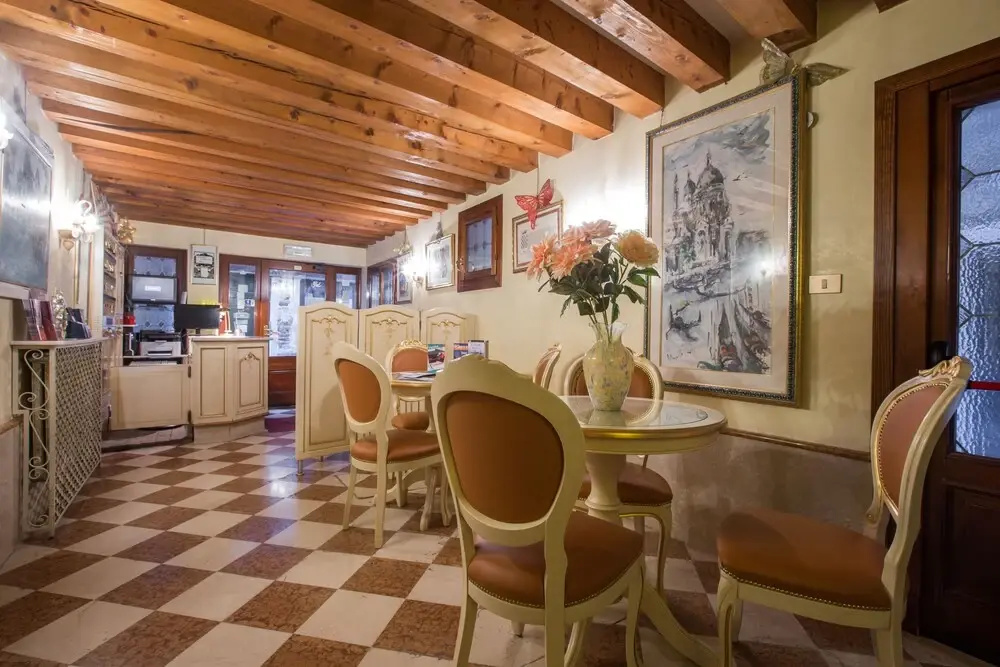 Hotel photo 16
