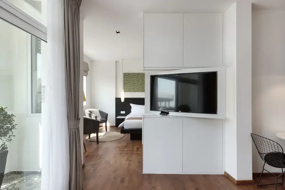 Executive Suite with balcony