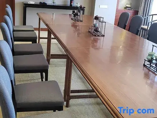 Business Centre