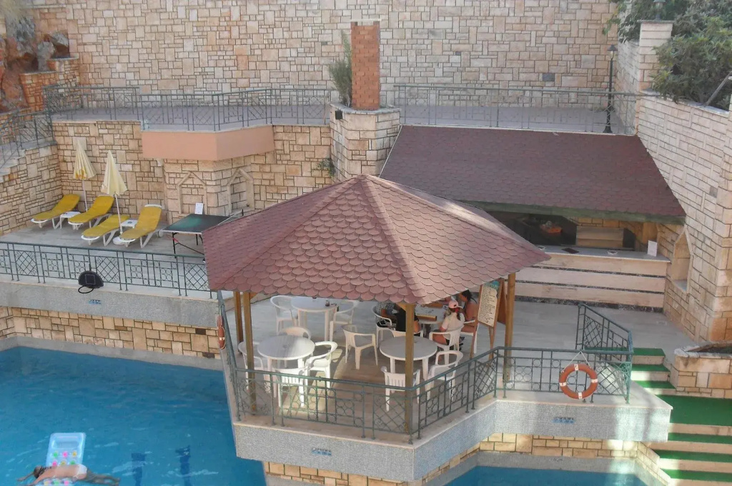 Hotel photo 16
