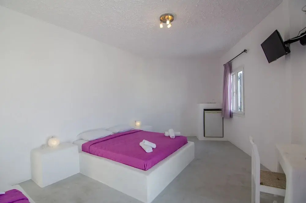 1 Bedroom Apartment with balcony and with city view
