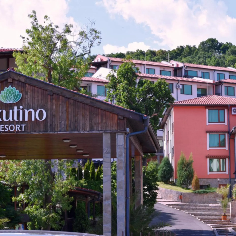 Arkutino Family Resort Hotel