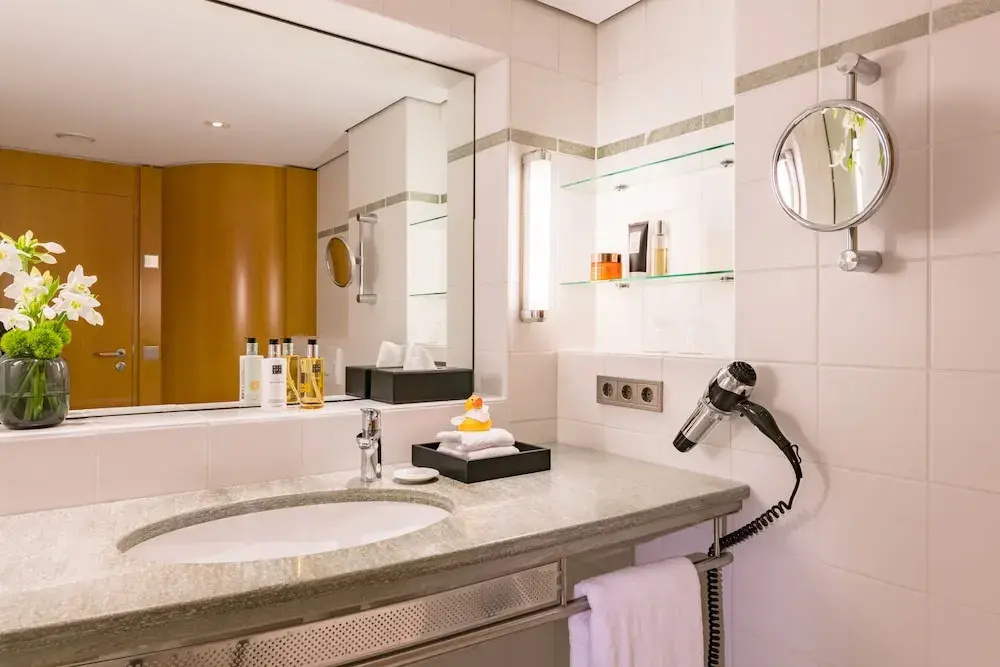 THE MADISON Hotel Hamburg - Chambres