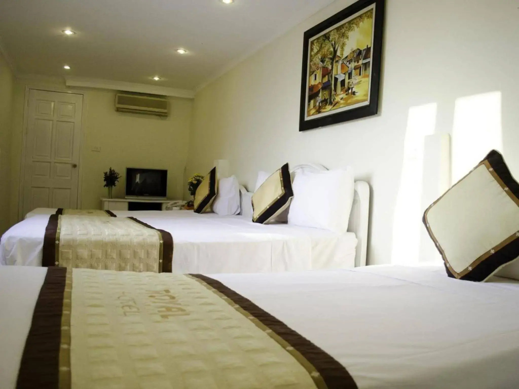 Blue Moon Hotel