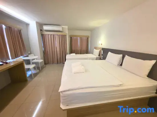 Superior Triple room