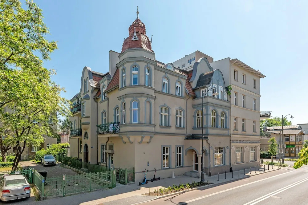 Oxford Family apartment in a quiet Sopot townhouse by Lion Apartments