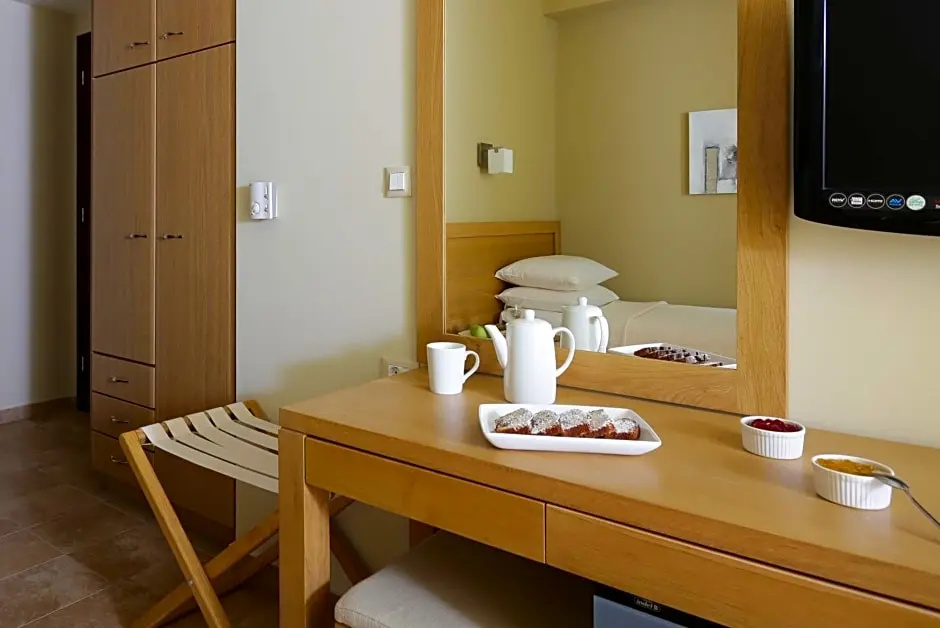 Economy room
