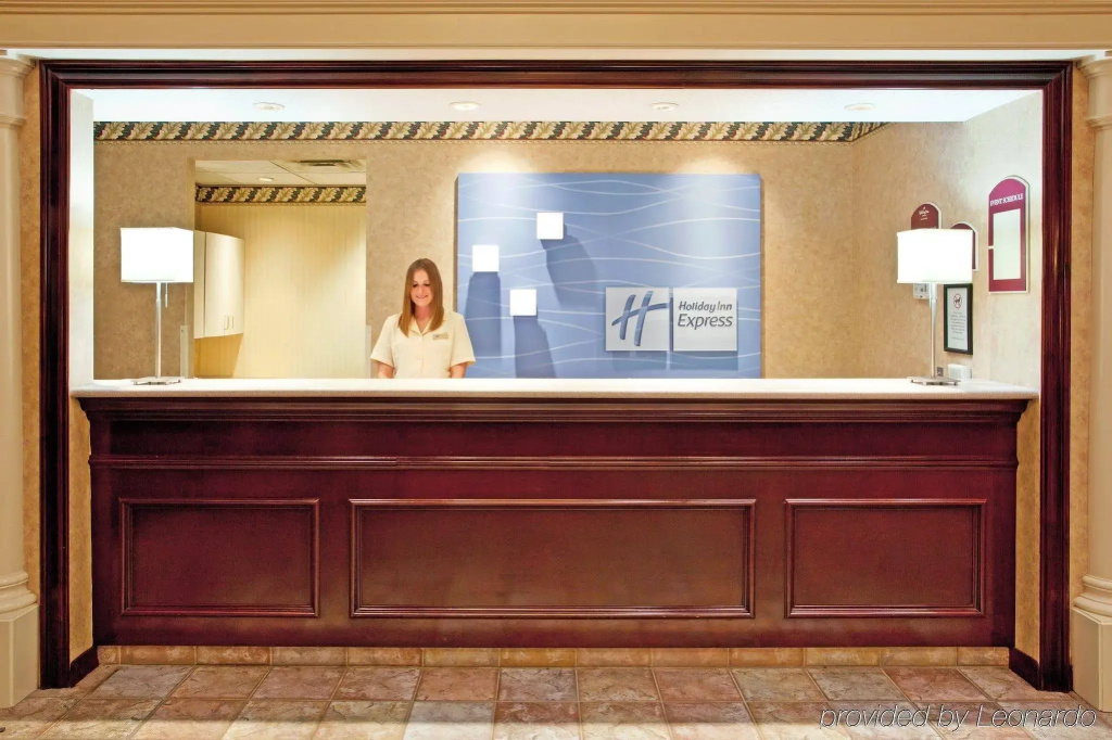 Holiday Inn Express & Suites Youngstown N (Warren/Niles) by IHG - фото 27