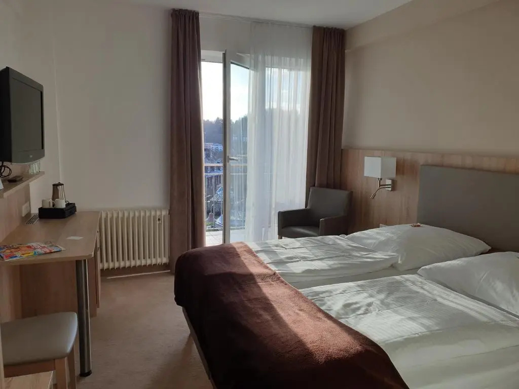 Standard Double room (full double bed)