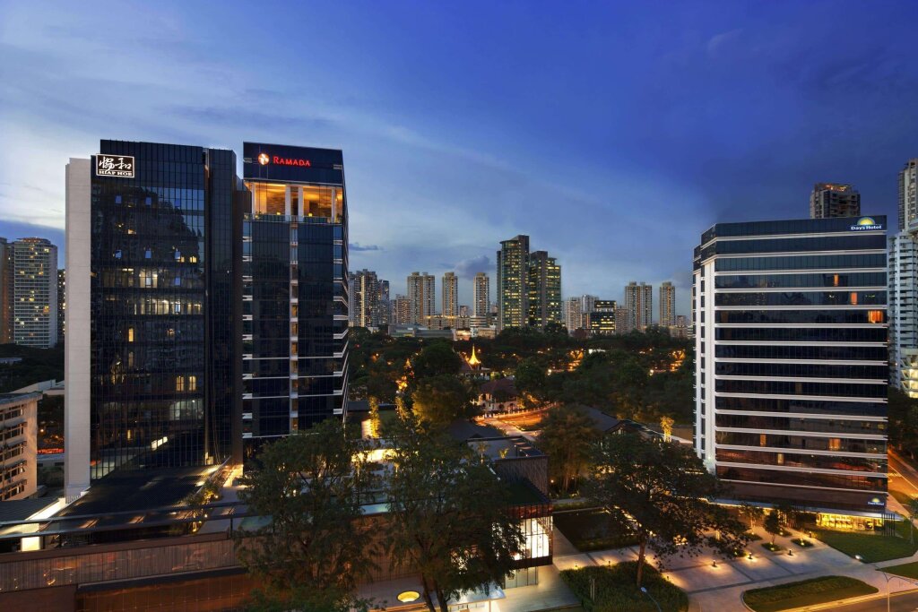 Days Hotel by Wyndham Singapore at Zhongshan Park image