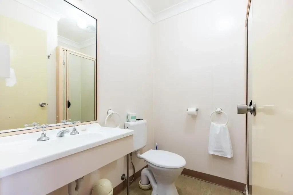 Deluxe Double room with river view (twin beds)