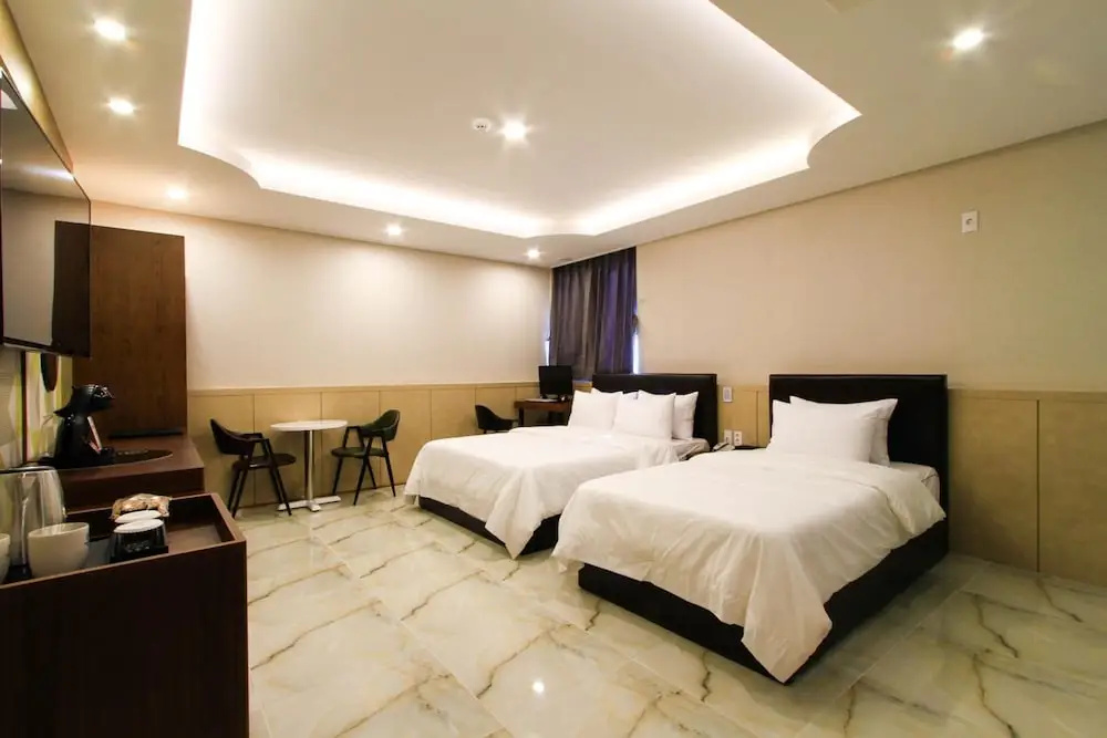 Hotel photo 25