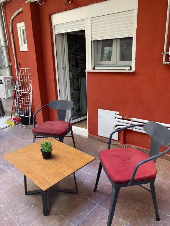 Modern and Spacious Apartment /5min walk to the center