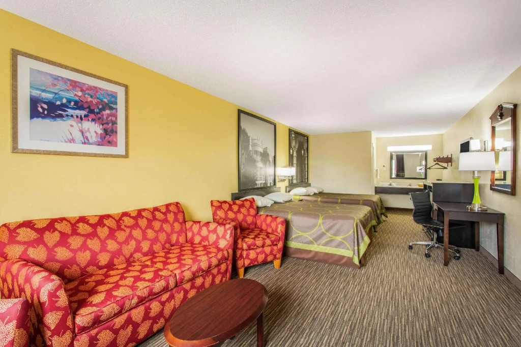 Quadruple Suite