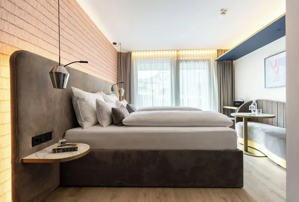Comfort room