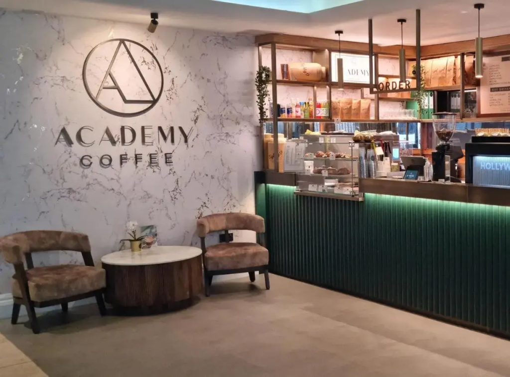 Academy Plaza Hotel - Général