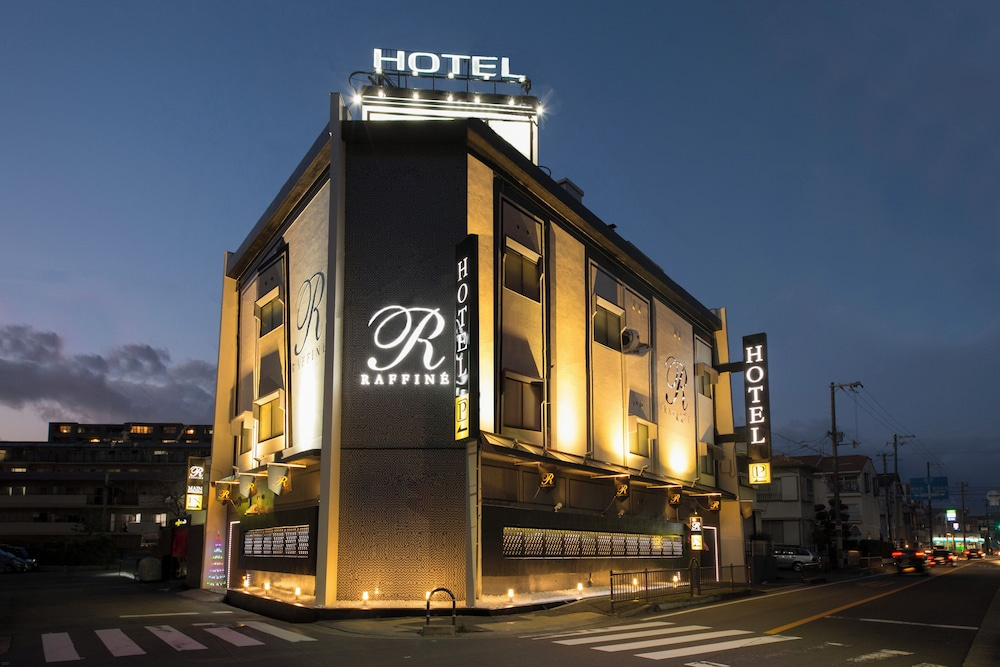 HOTEL RAFFINE - Adults Only
