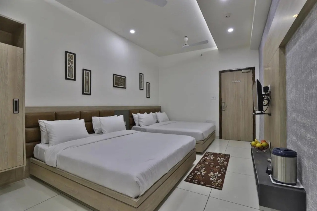Hotel photo 12