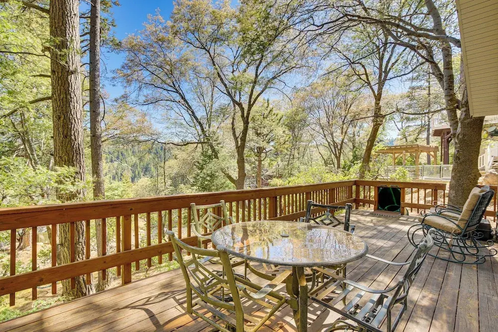 Chic Lake Arrowhead Retreat: 4 Seasons of Fun!