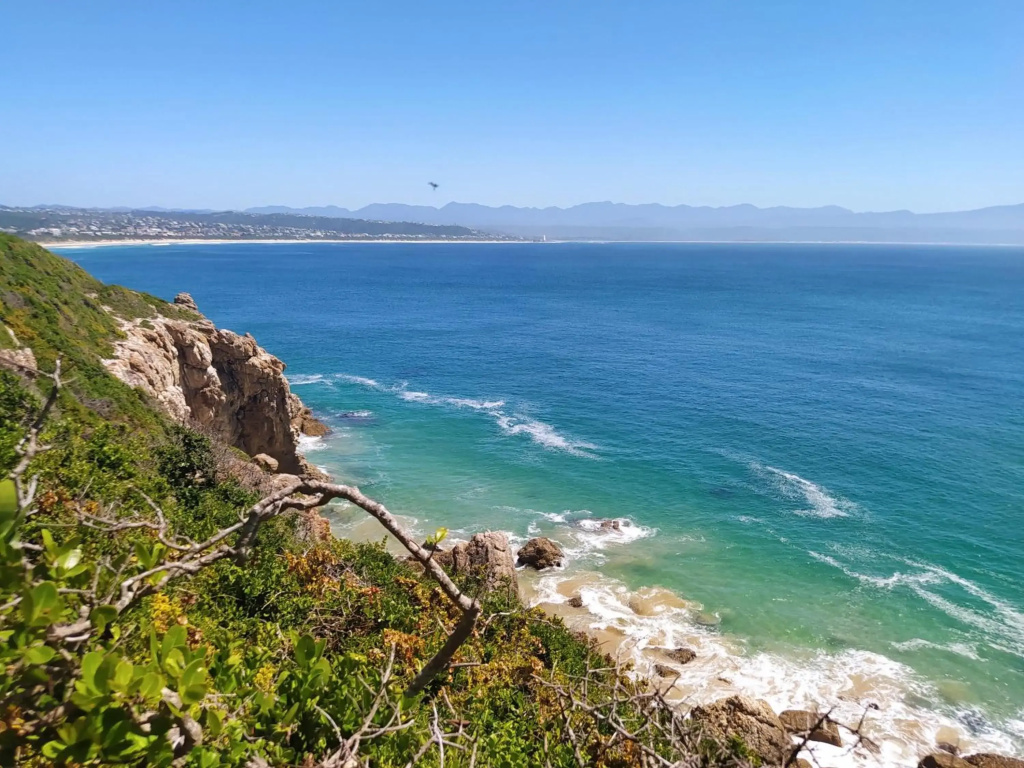 Villa Azure - Sea Views, Pool - 70m onto Robberg 5 Beach