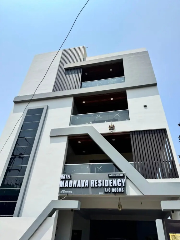 Hotel Madhava Residency
