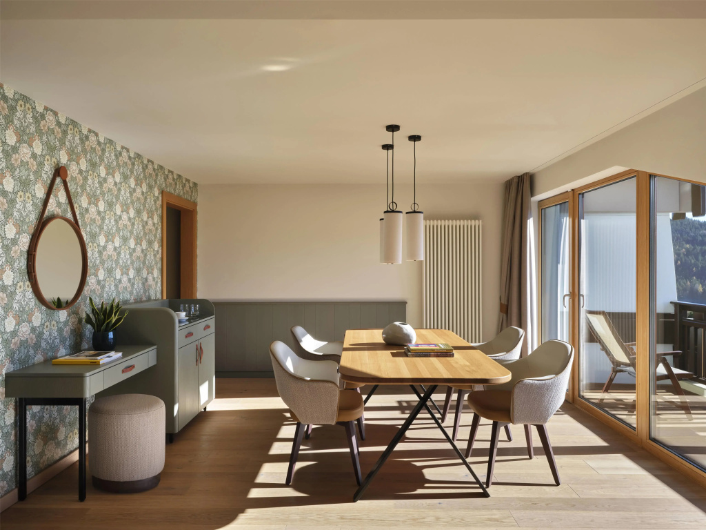 Standard Quadruple room with balcony