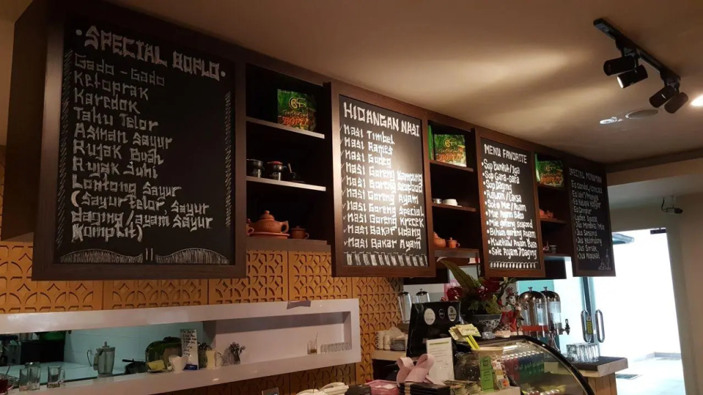 Food & Beverage