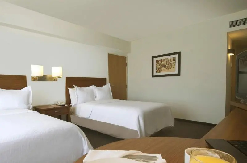 Fiesta Inn Express Puebla Finsa - Chambres